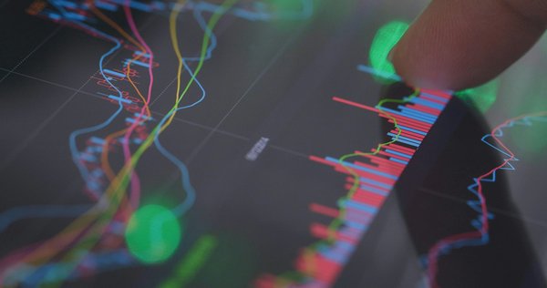 Suivez les tendances du marché avec cours crypto