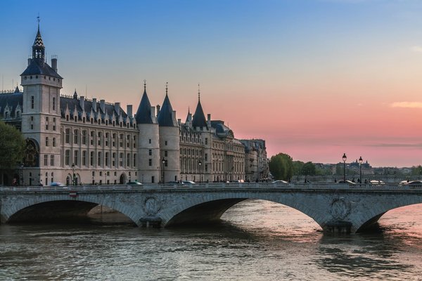 Découvrez les services sur mesure de la conciergerie de luxe genève